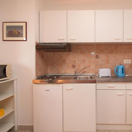 Apartments Lidija 罗维尼 外观 照片