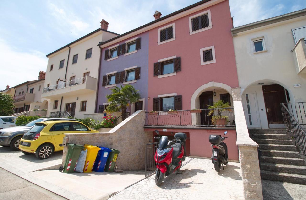 Apartments Lidija 罗维尼 外观 照片