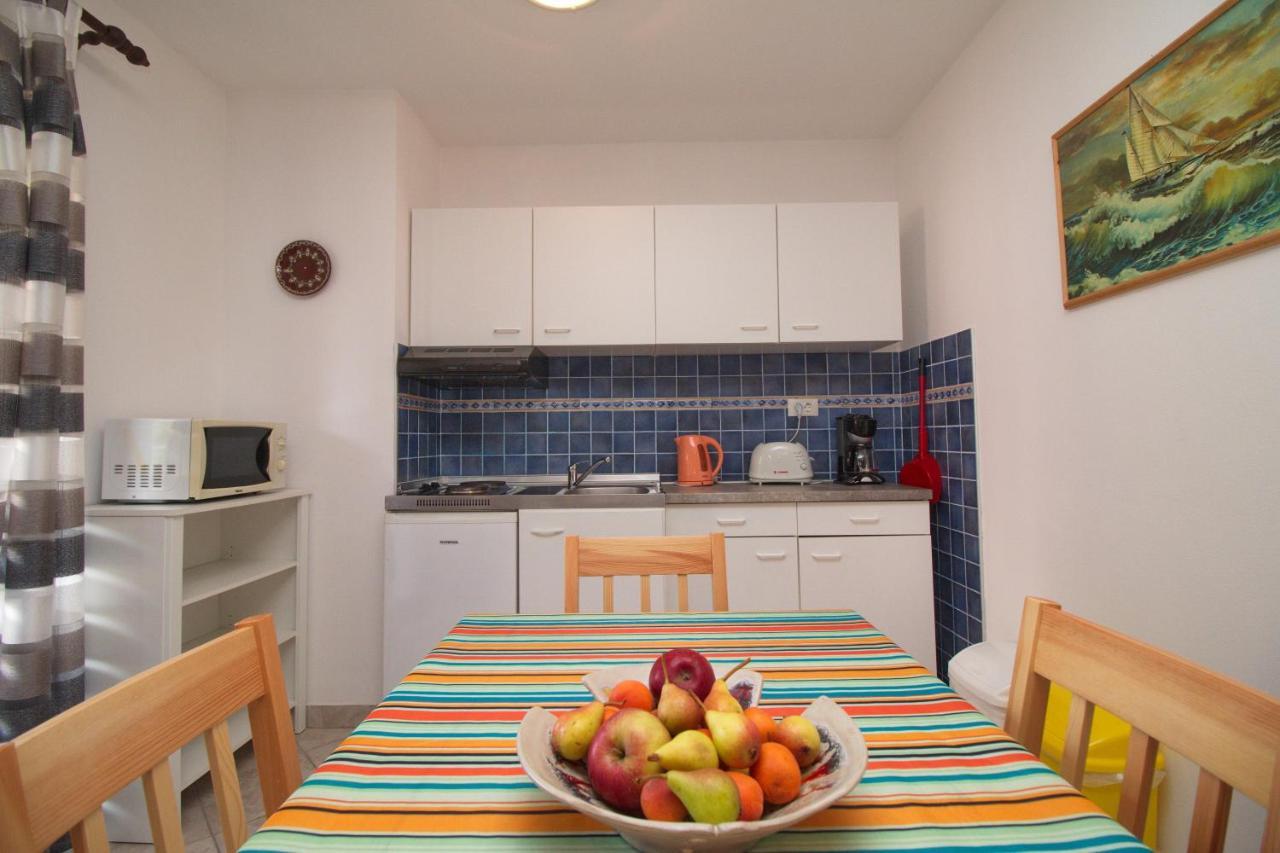 Apartments Lidija 罗维尼 外观 照片