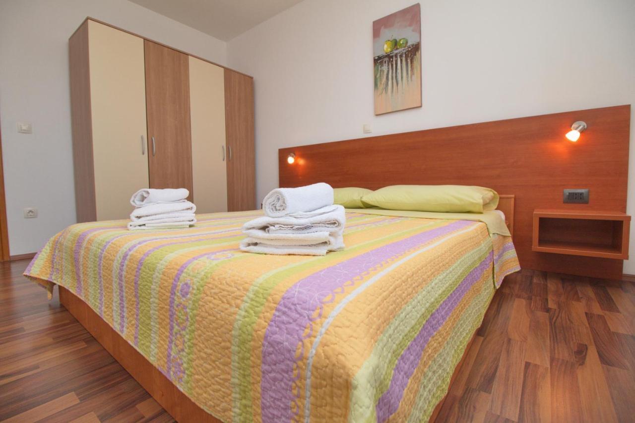Apartments Lidija 罗维尼 外观 照片