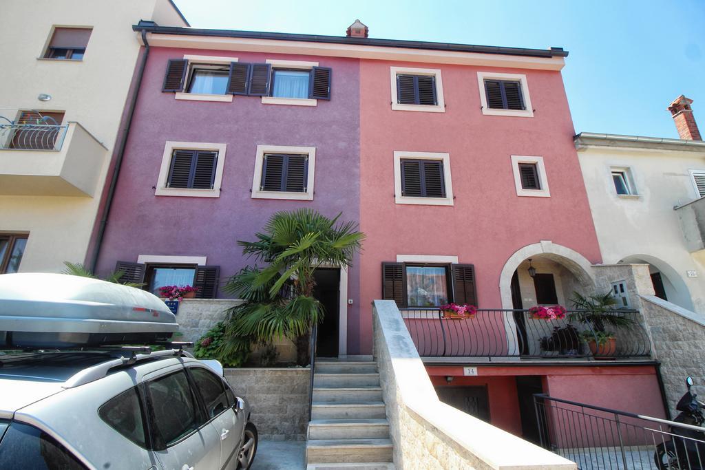 Apartments Lidija 罗维尼 外观 照片
