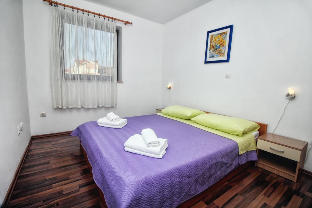 Apartments Lidija 罗维尼 客房 照片